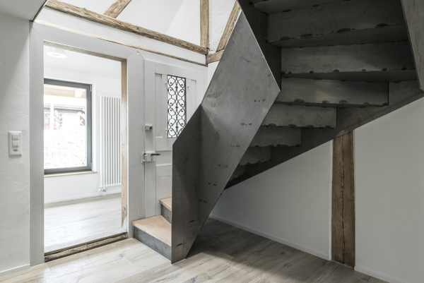 Umgestaltung eines Wohnhauses im Aargau von Andreas Pizza