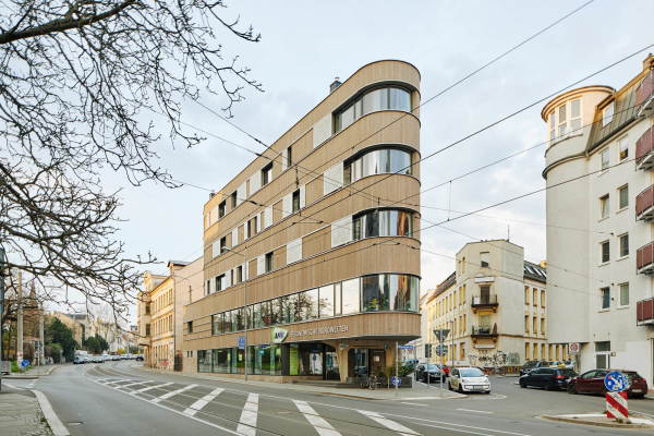 3. Preis Neubau: Leipzig, Wohn- und Geschftshaus aus Holz, Asuna (Leipzig)