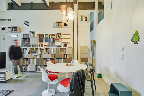 2. Preis �Bauen im Bestand�: Berlin, Umbau einer historischen Glash�tte zu Wohnungen, Eyrich Hertweck Architekten (Berlin)