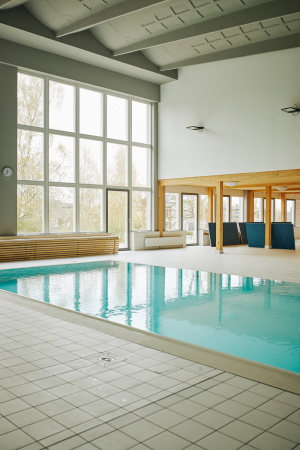 Sonderpreis: Schwerin, Schwimmbadumbau, Architekt Ulrich Bunnemann (Schwerin)