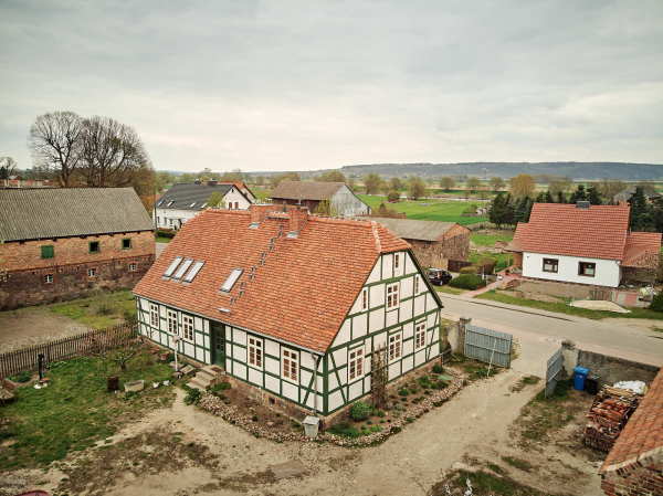 1. Preis �Bauen im Bestand�: Lunow, Modernisierung eines 250-j�hrigen Bauernhauses, Architekt Peter Broniecki (Berlin)