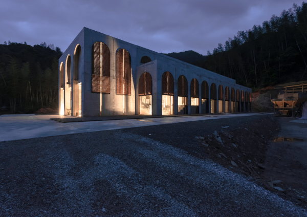 Porzellanfabrik in China von AZL architects