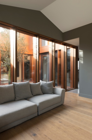 Landhaus mit Atelier von bureau de change