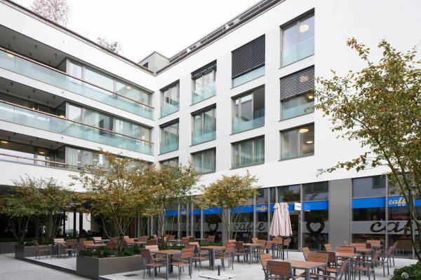 Anerkennung: Alters- und Pflegezentrum Zollikofen, Feddersen Architekten (Berlin)