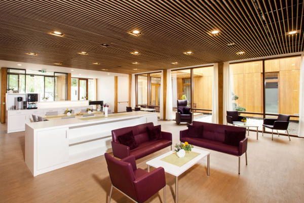 Anerkennung: Hospiz der DRK Kliniken in Berlin-K�penick, Heinle, Wischer und Partner Freie Architekten (Berlin)