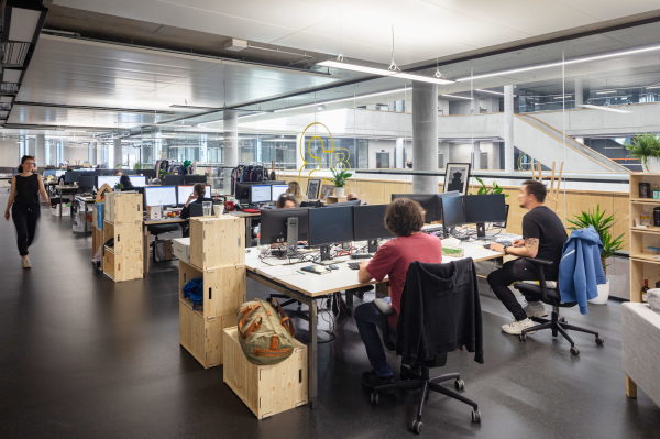 Firmenzentrale von HENN und Kinzo erffnet