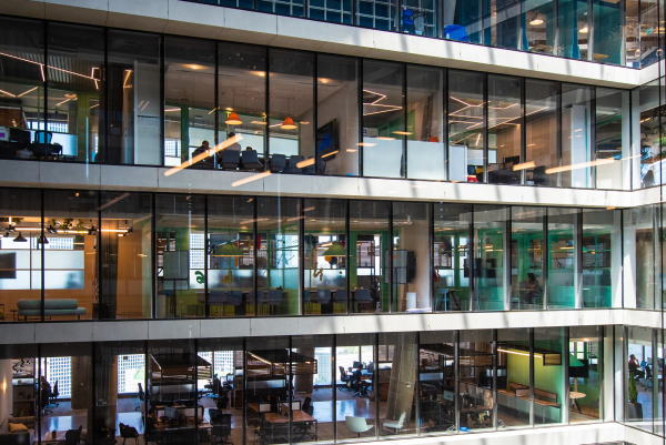 Hochhaus von Ron Arad Architects in Tel Aviv