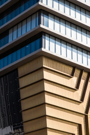 Hochhaus von Ron Arad Architects in Tel Aviv