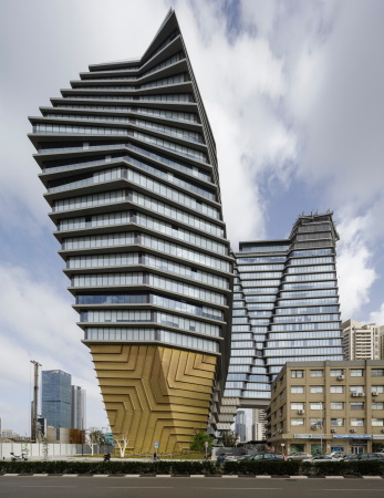 Hochhaus von Ron Arad Architects in Tel Aviv