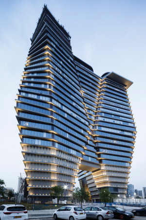 Hochhaus von Ron Arad Architects in Tel Aviv