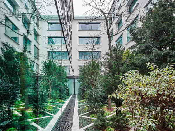 Umbau eines Bankhauses in Zrich von EM2N