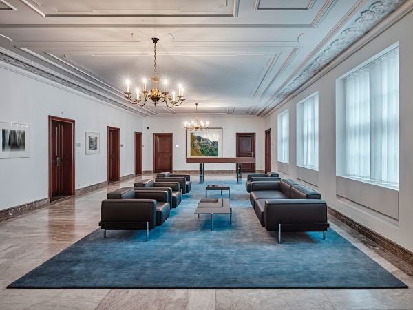 ...erhalten eine zeitgenssische berarbeitung...