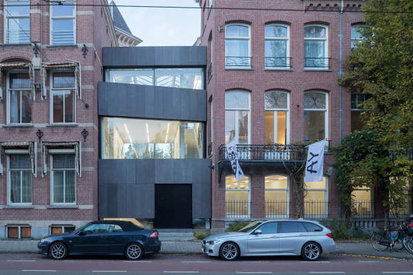 Kunstraum in Amsterdam von Barend Koolhaas