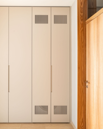 Wohn- und Geschftshaus von Meier Hug Architekten