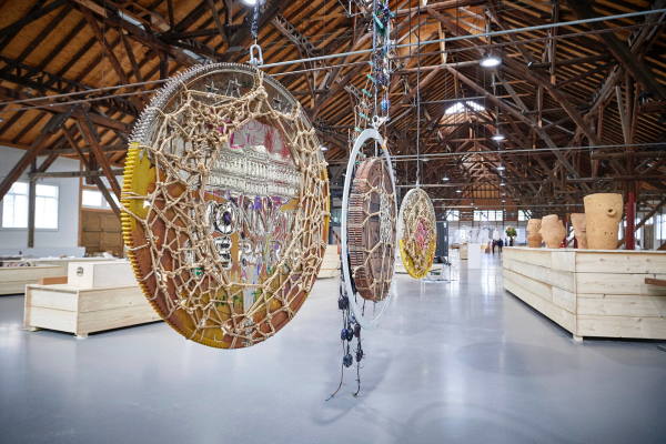 KAYA (Kerstin Brtsch und Debo Eilers), KAYA MOO-NAY MOON-AY MOONAY, 2019