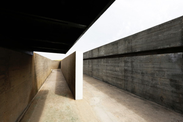 Aus dem Buch Lea Swimming Pool, lvaro Siza; Foto: Nicol Galeazzi