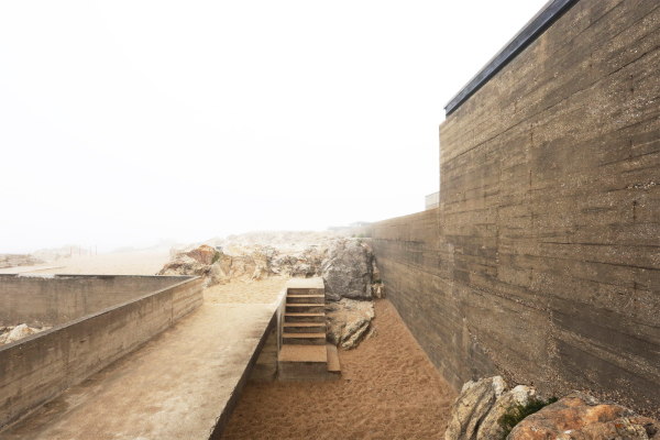 Aus dem Buch Lea Swimming Pool, lvaro Siza; Foto: Nicol Galeazzi