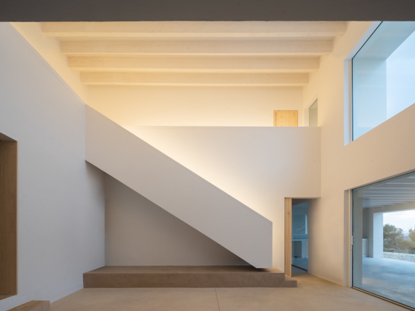 Villa auf Menorca von NOMO Studio