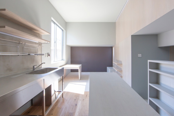 Wohnhaus von Taku Sakaushi / O.F.D.A. in Tokio