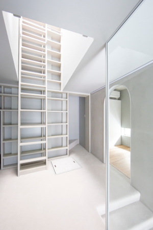 Wohnhaus von Taku Sakaushi / O.F.D.A. in Tokio