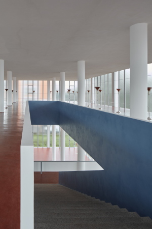 Bata-Denkmal in Zl�n durch Transat architekti saniert