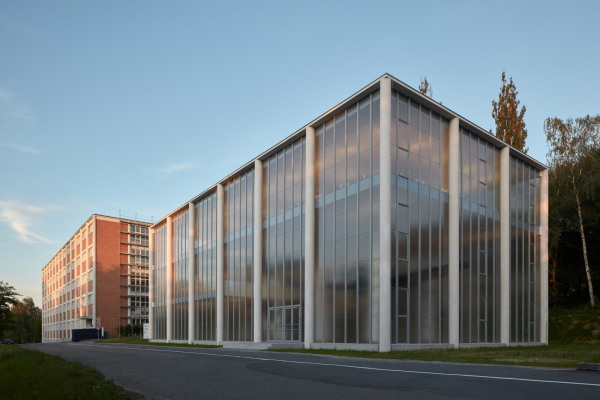 Bata-Denkmal in Zl�n durch Transat architekti saniert