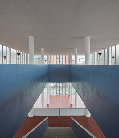 Bata-Denkmal in Zl�n durch Transat architekti saniert