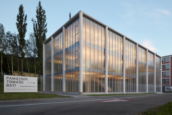 Bata-Denkmal in Zl�n durch Transat architekti saniert