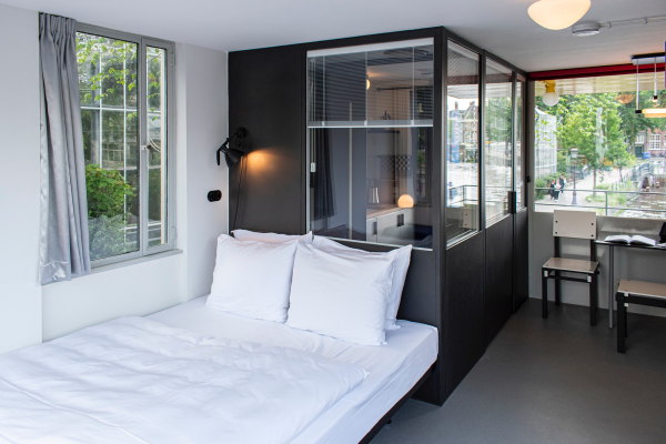 Zimmer 204: Hortusbrug am Botanischen Garten, Nieuwe Herengracht. Klappbrcke, Baujahr 1956, Architekt Dirk Sterenberg.