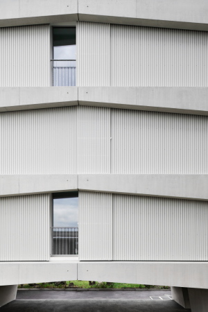 Mehrfamilienhaus von Inches Geleta