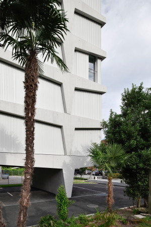 Mehrfamilienhaus von Inches Geleta