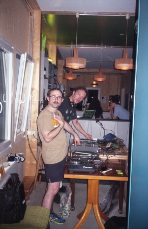 Hamburger Club nach Brand wiederaufgebaut