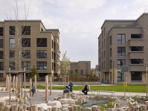 Die selbe Richtung, etwas nher aufgenommen.