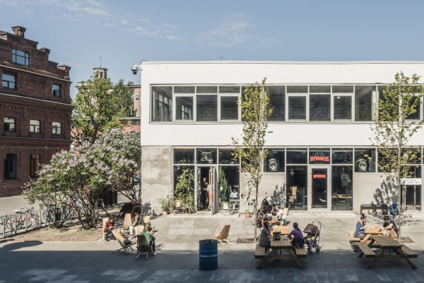 Revitalisierung einer Kabelfabrik von Chvoya