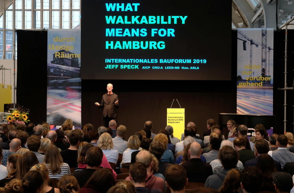 Kommentar zum 7. Bauforum in Hamburg