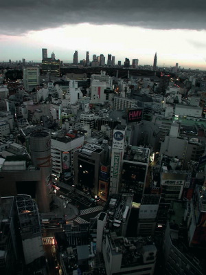 Blick von Shibuya nach Shinjuku in Tokio