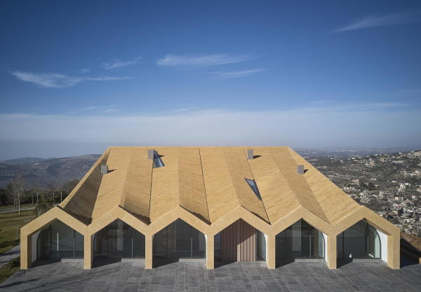 Villa von L.E.FT Architects im Libanon