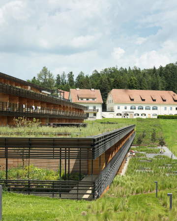 Kurhaus von Dietger Wissounig Architekten