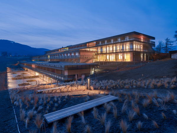 Kurhaus von Dietger Wissounig Architekten