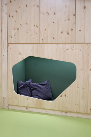 Schnes Detail: Spielnische in der Wand