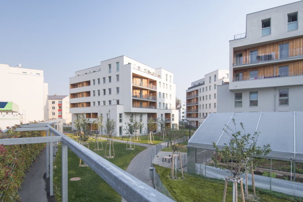 Blick vom l�rmabschirmenden �kleinen Gr�nregal� auf die Punkth�user