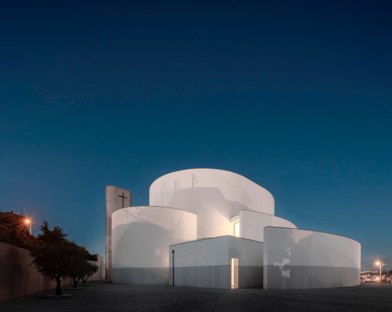 Kirche bei Porto von FCC Arquitectura