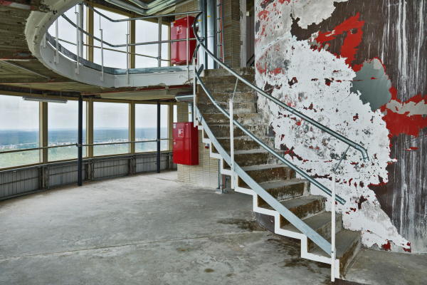 Seit nahezu 3 Jahrzehnten steht das Turmcaf leer, Fotografie 2019