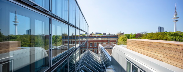 Aufstockung in Hamburg von LH Architekten