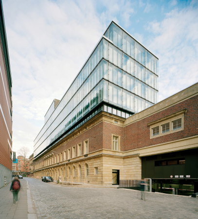 Aufstockung in Hamburg von LH Architekten