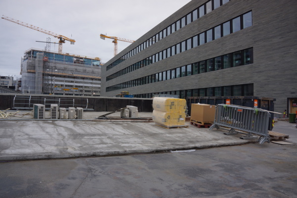 Herbst 2019. Nordfassade mit B�ros und Arbeitsr�umen