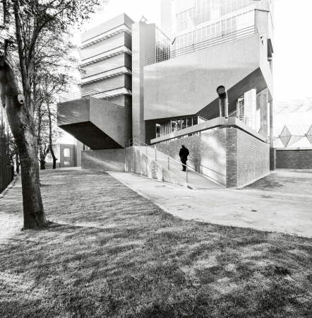 Engineering Building der Leicester University, James Stirling und James Gowan, 1963