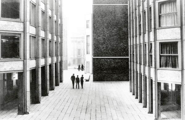 Economist Building in London von Alison und Peter Smithson, 1964
