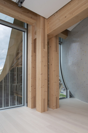 Swatch-Hauptquartier von Shigeru Ban er�ffnet