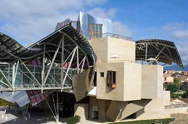 Weingut in Rioja von Frank Gehry eingeweiht